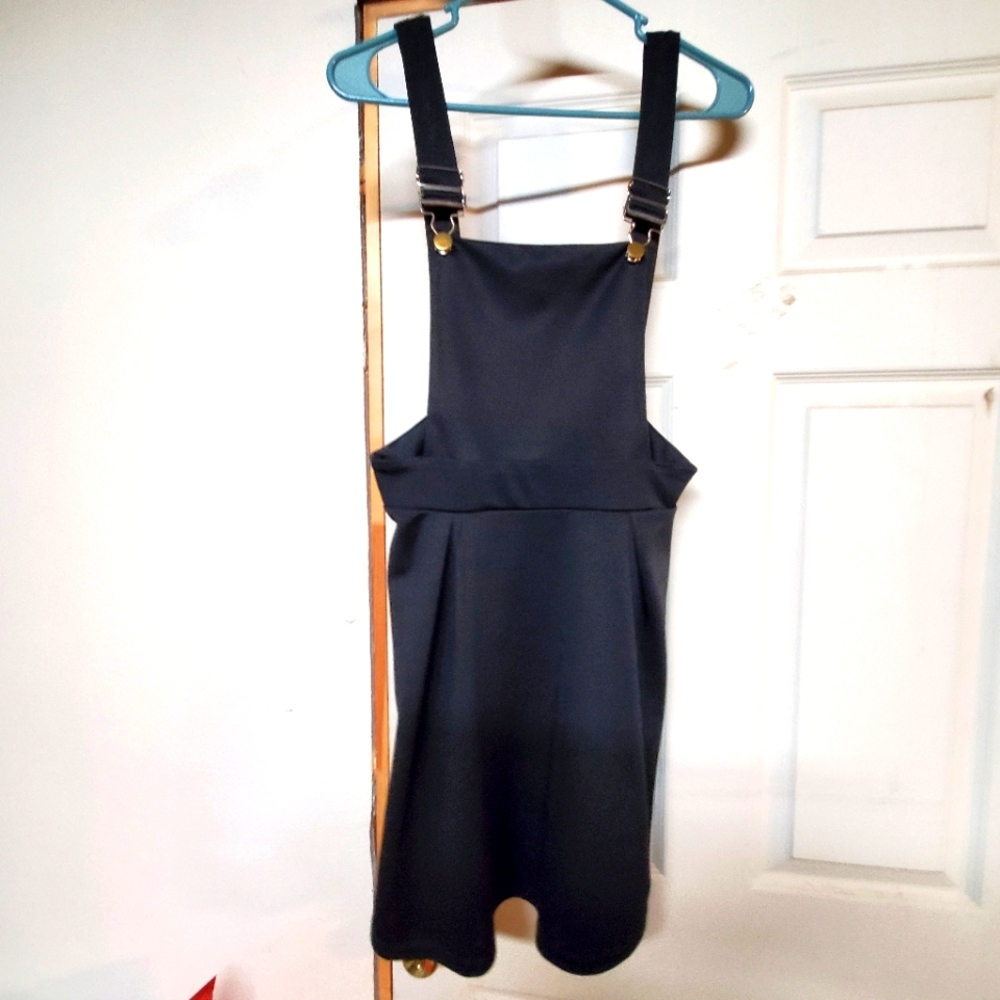 Overall dress